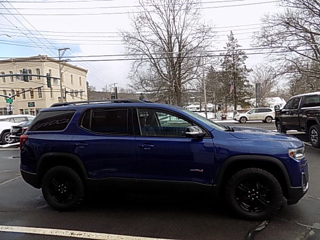 2023 GMC Acadia AT4