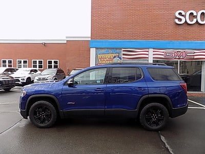 2023 GMC Acadia AT4