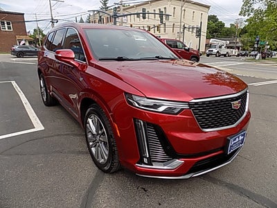 2025 Cadillac XT6 Premium Luxury