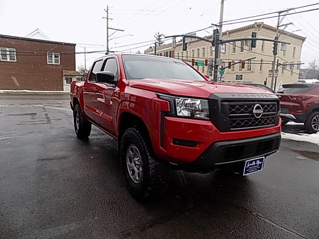 2022 Nissan Frontier S